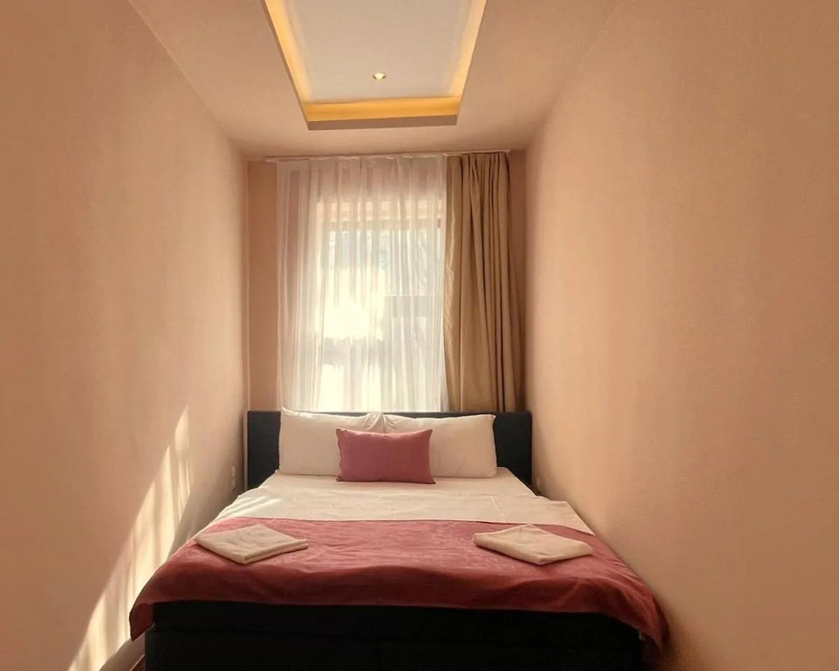 Aurellia Serviced Apartments